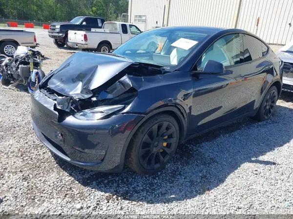 7SAYGDEE7RA252823 2024 TESLA MODEL Y - Image 2