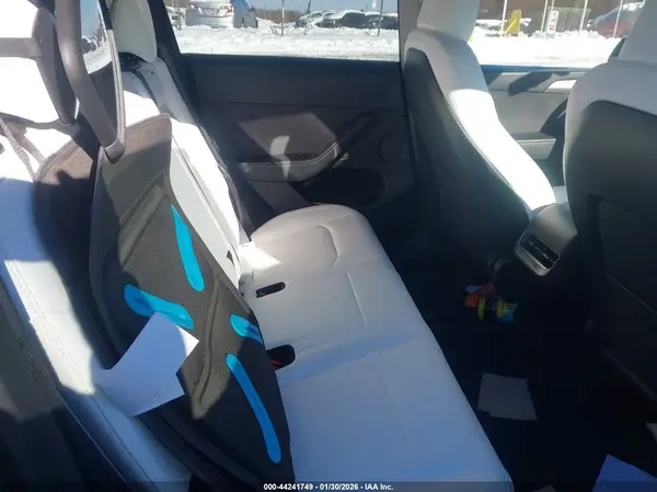 7SAYGDEE7RA253180 2024 TESLA MODEL Y - Image 8