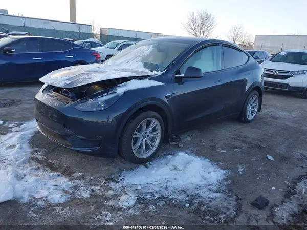7SAYGDEE7RA254927 2024 TESLA MODEL Y - Image 2