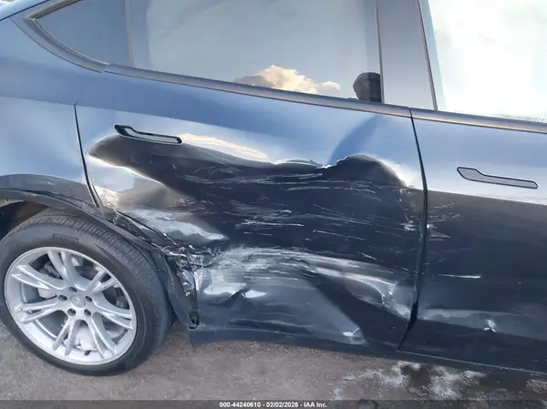 7SAYGDEE7RA254927 2024 TESLA MODEL Y - Image 8