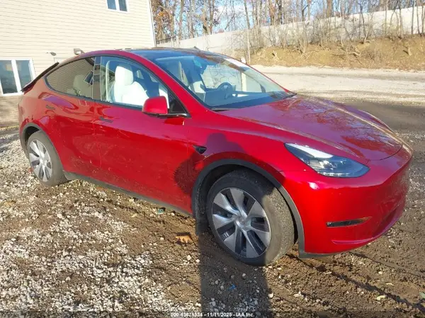 7SAYGDEE7RA260808 2024 TESLA MODEL Y - Image 1