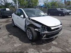 7SAYGDEE7RA266592 2024 TESLA MODEL Y