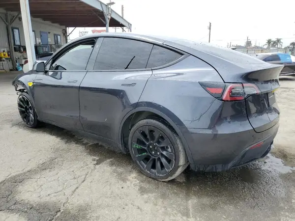 7SAYGDEE7RA267757 2024 TESLA MODEL Y - Image 2