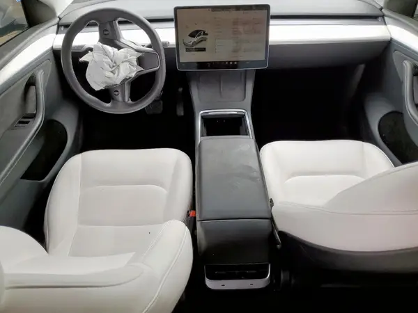 7SAYGDEE7RA277673 2024 TESLA MODEL Y - Image 8