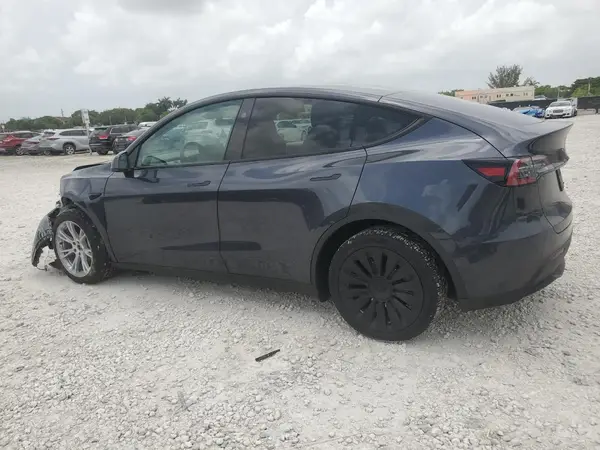 7SAYGDEE7RA279293 2024 TESLA MODEL Y - Image 2