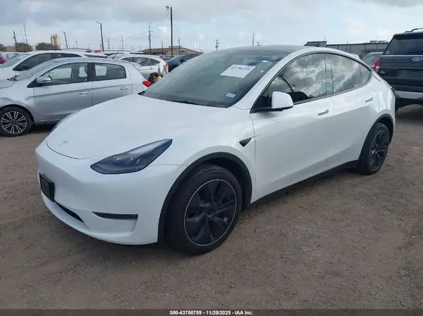 7SAYGDEE7RA280301 2024 TESLA MODEL Y - Image 2