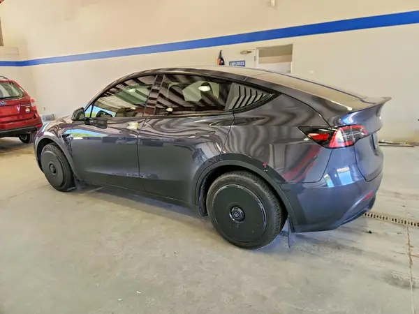 7SAYGDEE7RA281903 2024 TESLA MODEL Y - Image 2