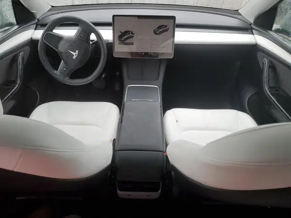 7SAYGDEE7RA282209 2024 TESLA MODEL Y - Image 8