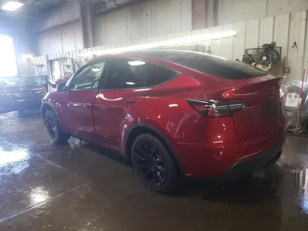 7SAYGDEE7RA293534 2024 TESLA MODEL Y - Image 2