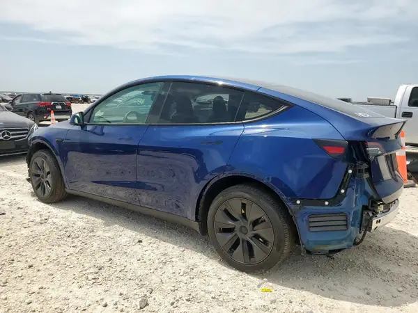 7SAYGDEE7RA295879 2024 TESLA MODEL Y - Image 2