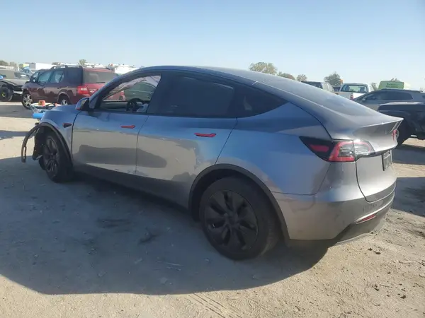 7SAYGDEE7RA300403 2024 TESLA MODEL Y - Image 2