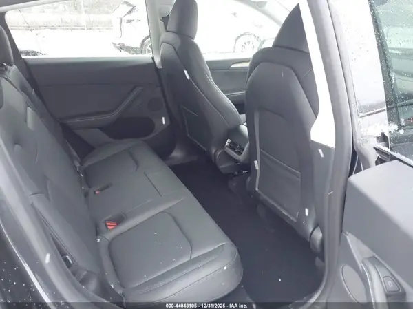 7SAYGDEE7RA302264 2024 TESLA MODEL Y - Image 8