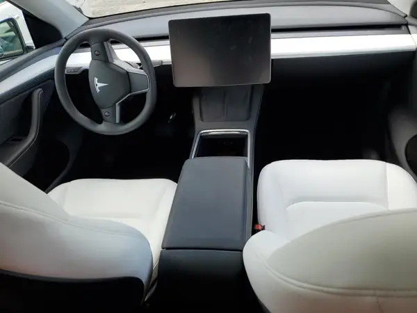 7SAYGDEE7RA308338 2024 TESLA MODEL Y - Image 8