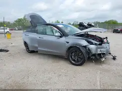 7SAYGDEE7RA314074 2024 TESLA MODEL Y