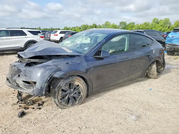7SAYGDEE7RA318142 2024 TESLA MODEL Y - Image 1