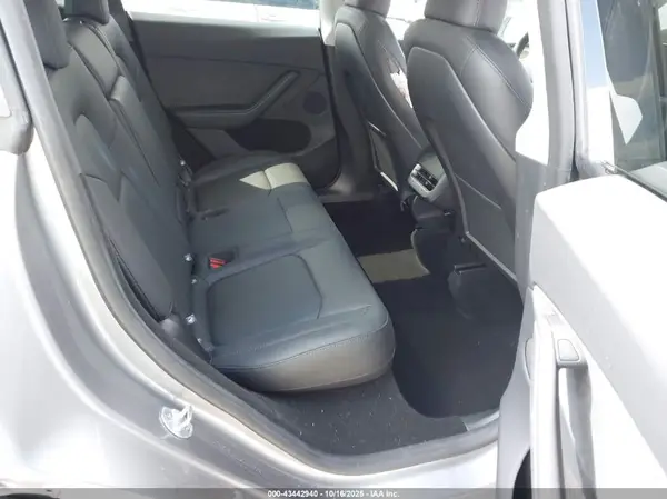 7SAYGDEE7RA320490 2024 TESLA MODEL Y - Image 8