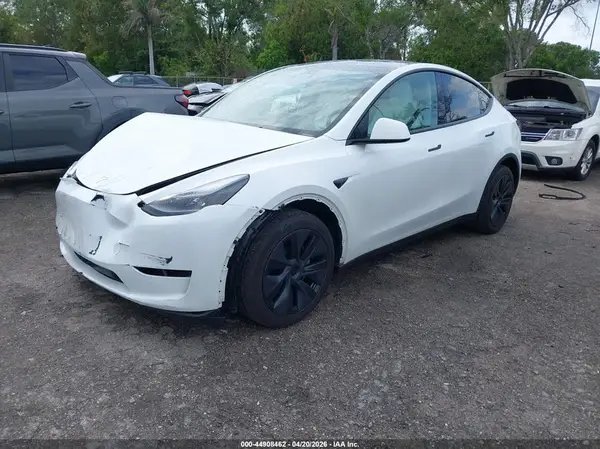 7SAYGDEE7RA321199 2024 TESLA MODEL Y - Image 2