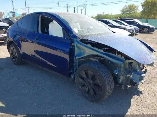 7SAYGDEE7RA323793 2024 TESLA MODEL Y - Image 1