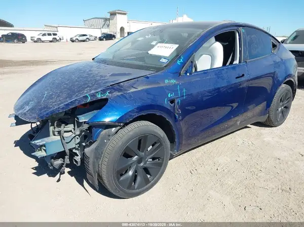 7SAYGDEE7RA323793 2024 TESLA MODEL Y - Image 2