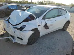 7SAYGDEE7RA333742 2024 TESLA MODEL Y