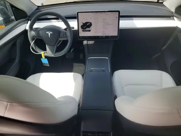 7SAYGDEE7RF001965 2024 TESLA MODEL Y - Image 8