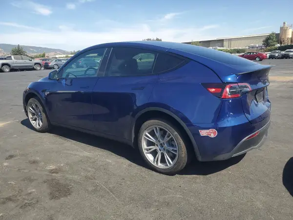7SAYGDEE7RF002792 2024 TESLA MODEL Y - Image 2