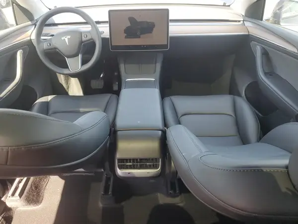 7SAYGDEE7RF002792 2024 TESLA MODEL Y - Image 8