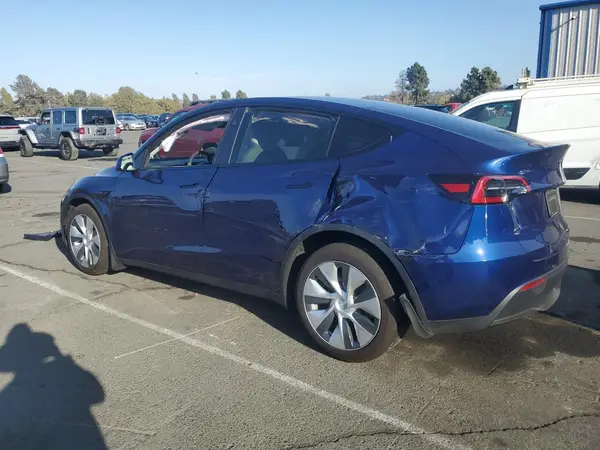 7SAYGDEE7RF005563 2024 TESLA MODEL Y - Image 2