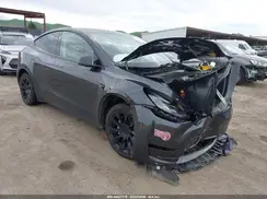 7SAYGDEE7RF014697 2024 TESLA MODEL Y