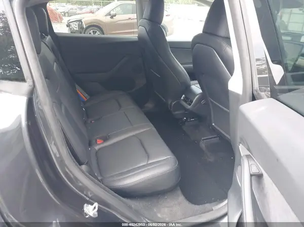 7SAYGDEE7RF034139 2024 TESLA MODEL Y - Image 8
