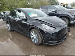 7SAYGDEE7RF034979 2024 TESLA MODEL Y