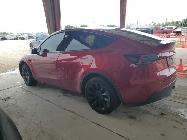 7SAYGDEE7RF043195 2024 TESLA MODEL Y - Image 2