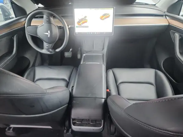 7SAYGDEE7RF054181 2024 TESLA MODEL Y - Image 8