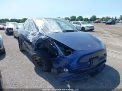 7SAYGDEE7RF065469 2024 TESLA MODEL Y