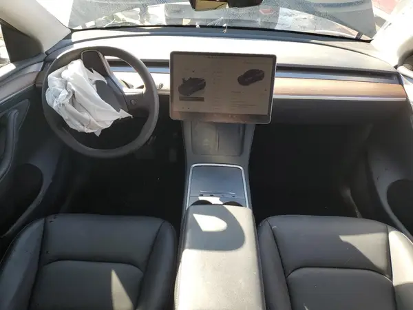 7SAYGDEE7RF071563 2024 TESLA MODEL Y - Image 8