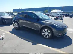7SAYGDEE7RF075001 2024 TESLA MODEL Y