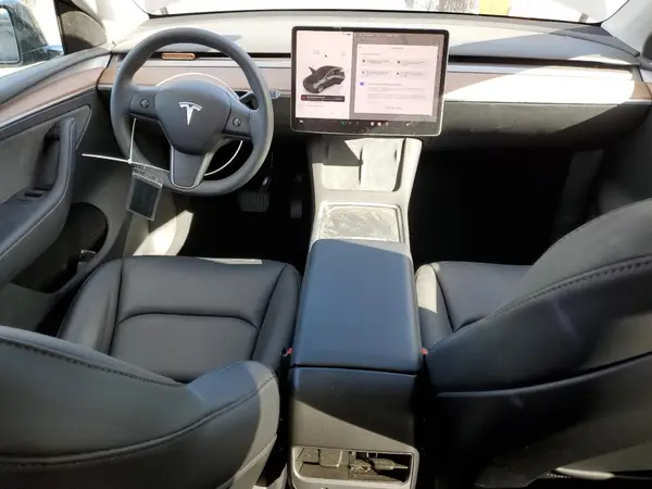 7SAYGDEE7RF077198 2024 TESLA MODEL Y - Image 8