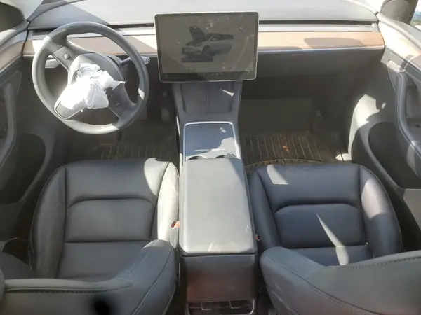 7SAYGDEE7RF088685 2024 TESLA MODEL Y - Image 8