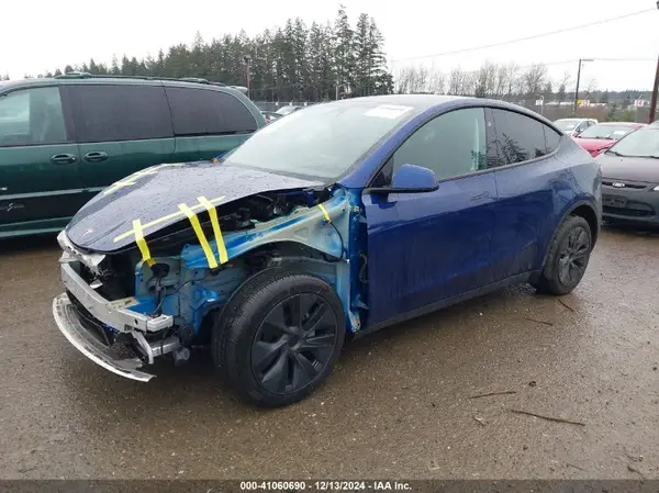 7SAYGDEE7RF115562 2024 TESLA MODEL Y - Image 2