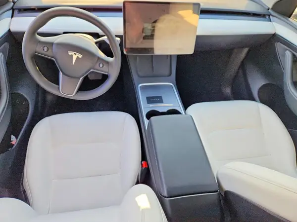 7SAYGDEE7RF117151 2024 TESLA MODEL Y - Image 8