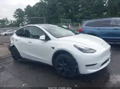 7SAYGDEE7RF130028 2024 TESLA MODEL Y
