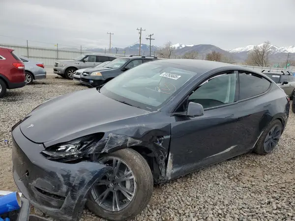 7SAYGDEE7RF158721 2024 TESLA MODEL Y - Image 1