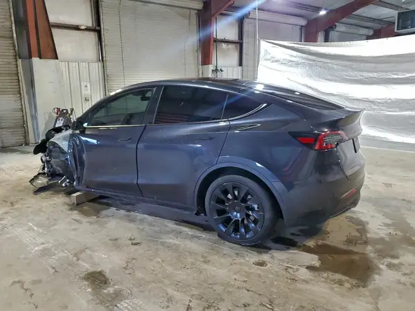 7SAYGDEE7RF160212 2024 TESLA MODEL Y - Image 2