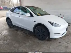 7SAYGDEE7RF160579 2024 TESLA MODEL Y