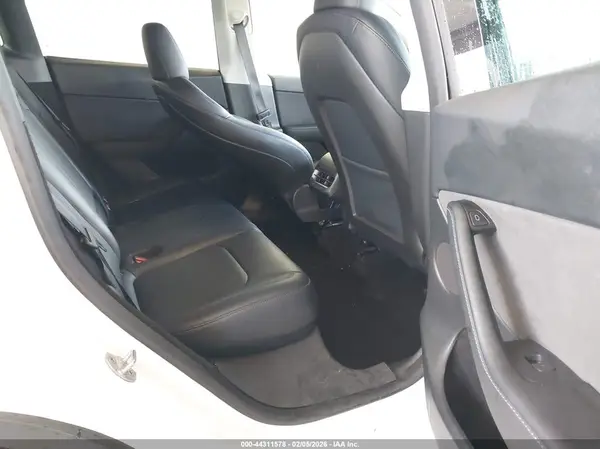 7SAYGDEE7RF160579 2024 TESLA MODEL Y - Image 8