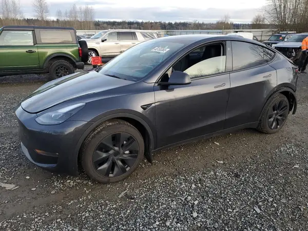 7SAYGDEE7RF164261 2024 TESLA MODEL Y - Image 1