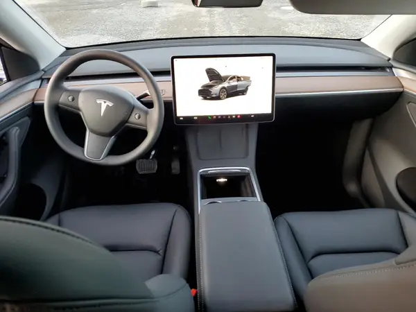 7SAYGDEE7RF164261 2024 TESLA MODEL Y - Image 8