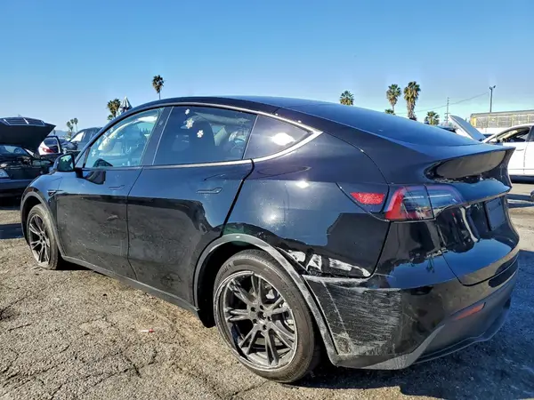 7SAYGDEE7RF164891 2024 TESLA MODEL Y - Image 2