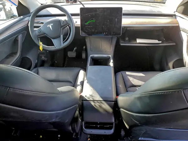 7SAYGDEE7RF164891 2024 TESLA MODEL Y - Image 8