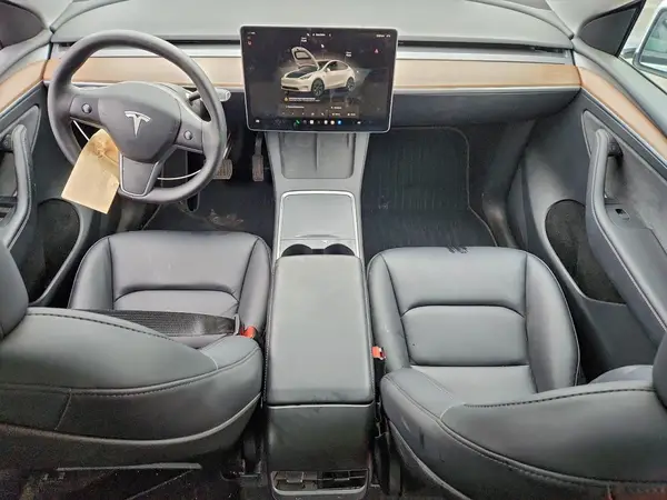 7SAYGDEE7RF168388 2024 TESLA MODEL Y - Image 8